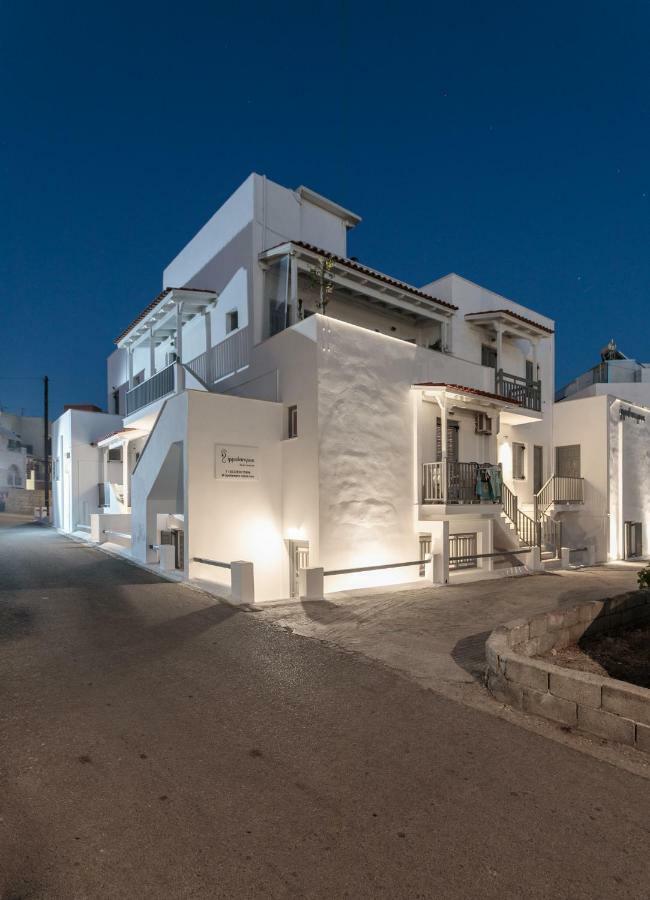 Ippokampos Town Apartments Naxos City Esterno foto